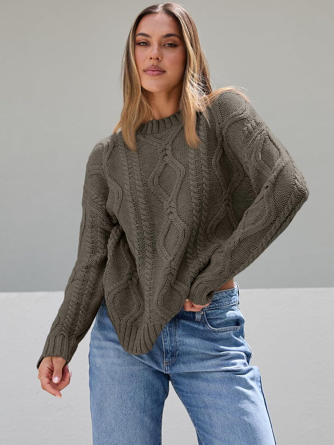 Women's Oversized Cable Knit Crewneck Sweaters