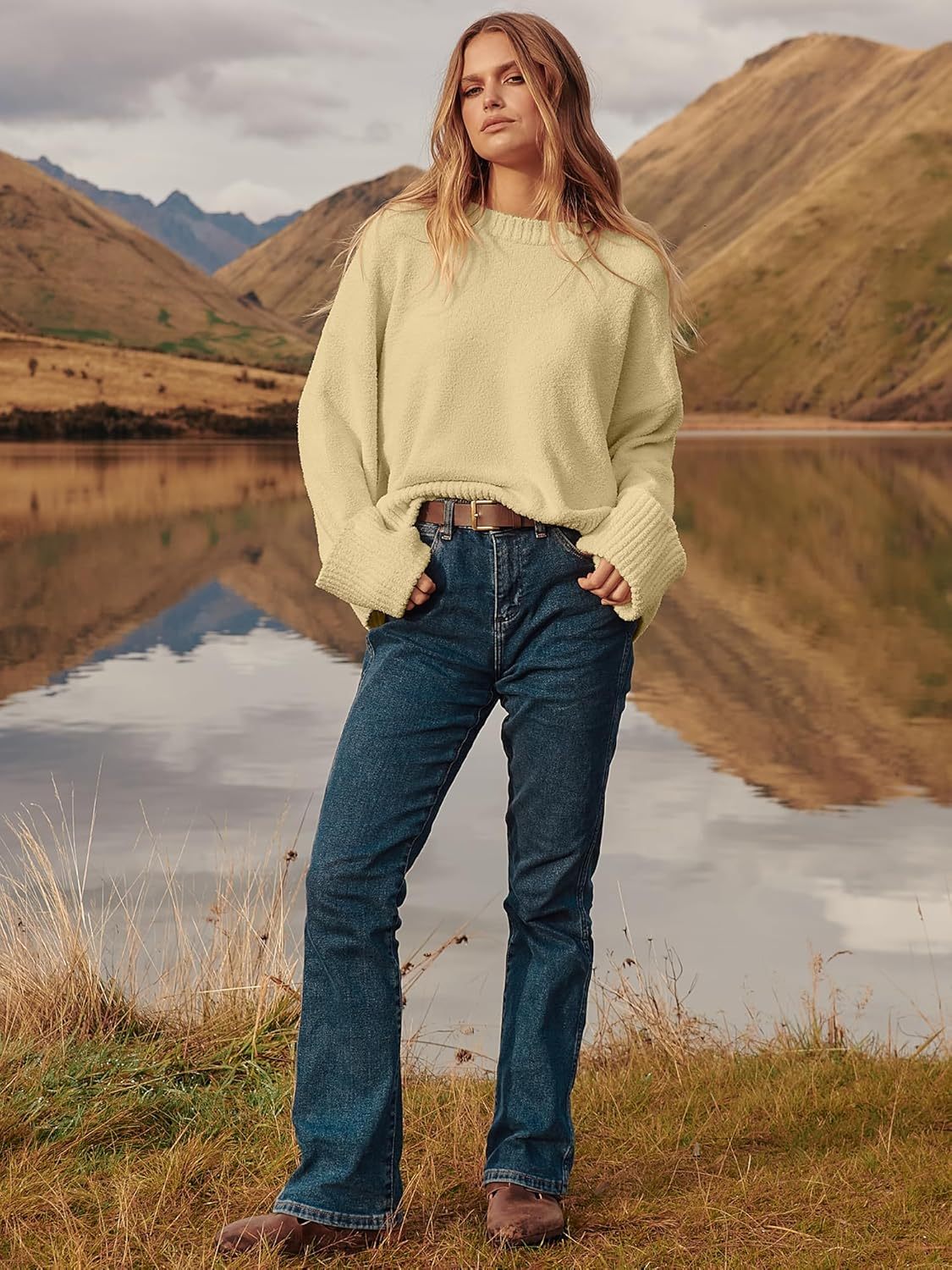 Women's Oversized Sweaters 2025 Long Sleeve Fuzzy Knit Casual Chunky Pullover Sweater Fall Outfits Clothes