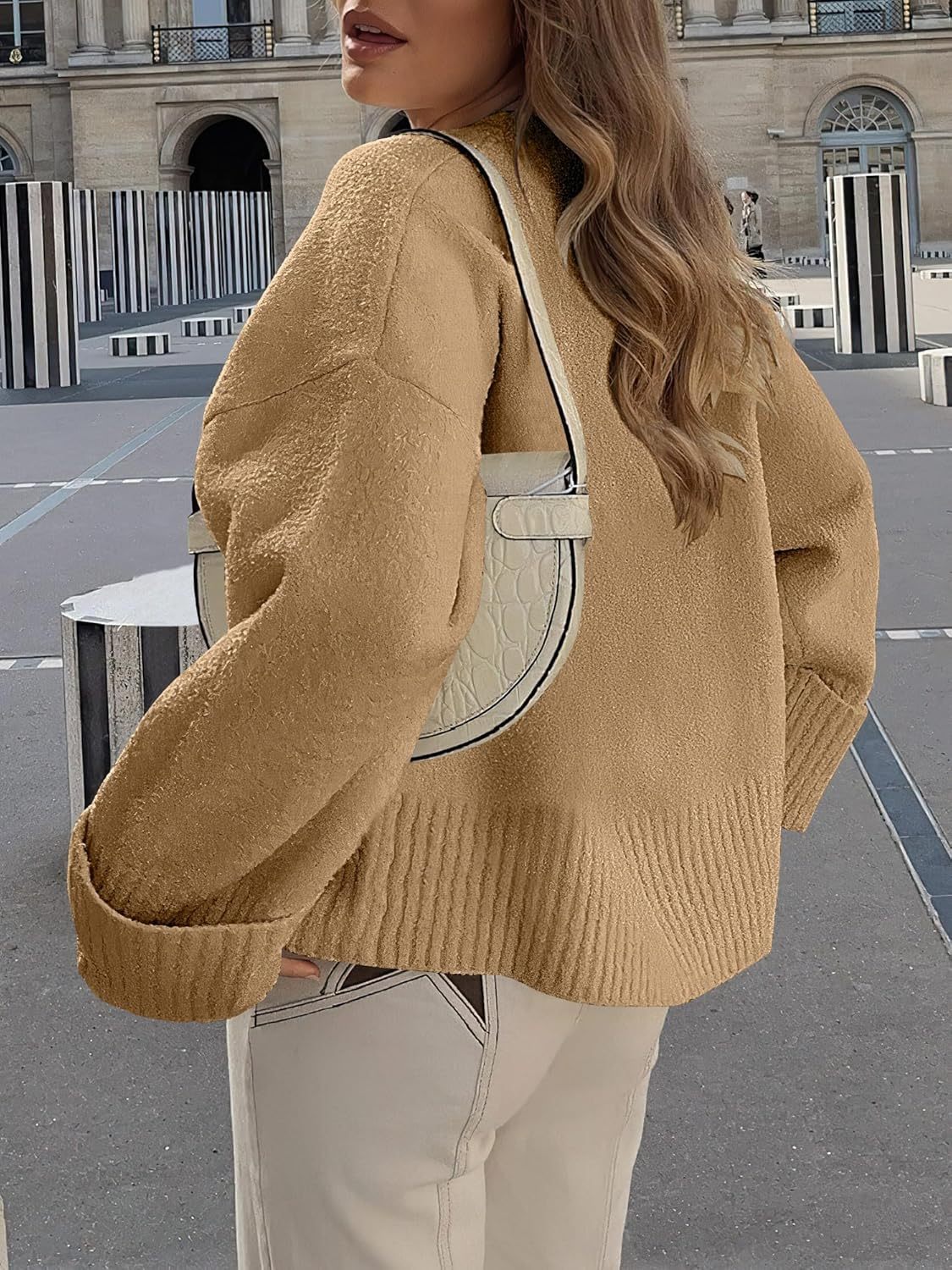 Women's Oversized Sweaters 2025 Long Sleeve Fuzzy Knit Casual Chunky Pullover Sweater Fall Outfits Clothes