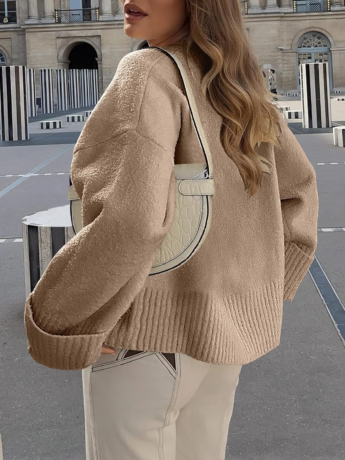 Women's Oversized Sweaters 2025 Long Sleeve Fuzzy Knit Casual Chunky Pullover Sweater Fall Outfits Clothes