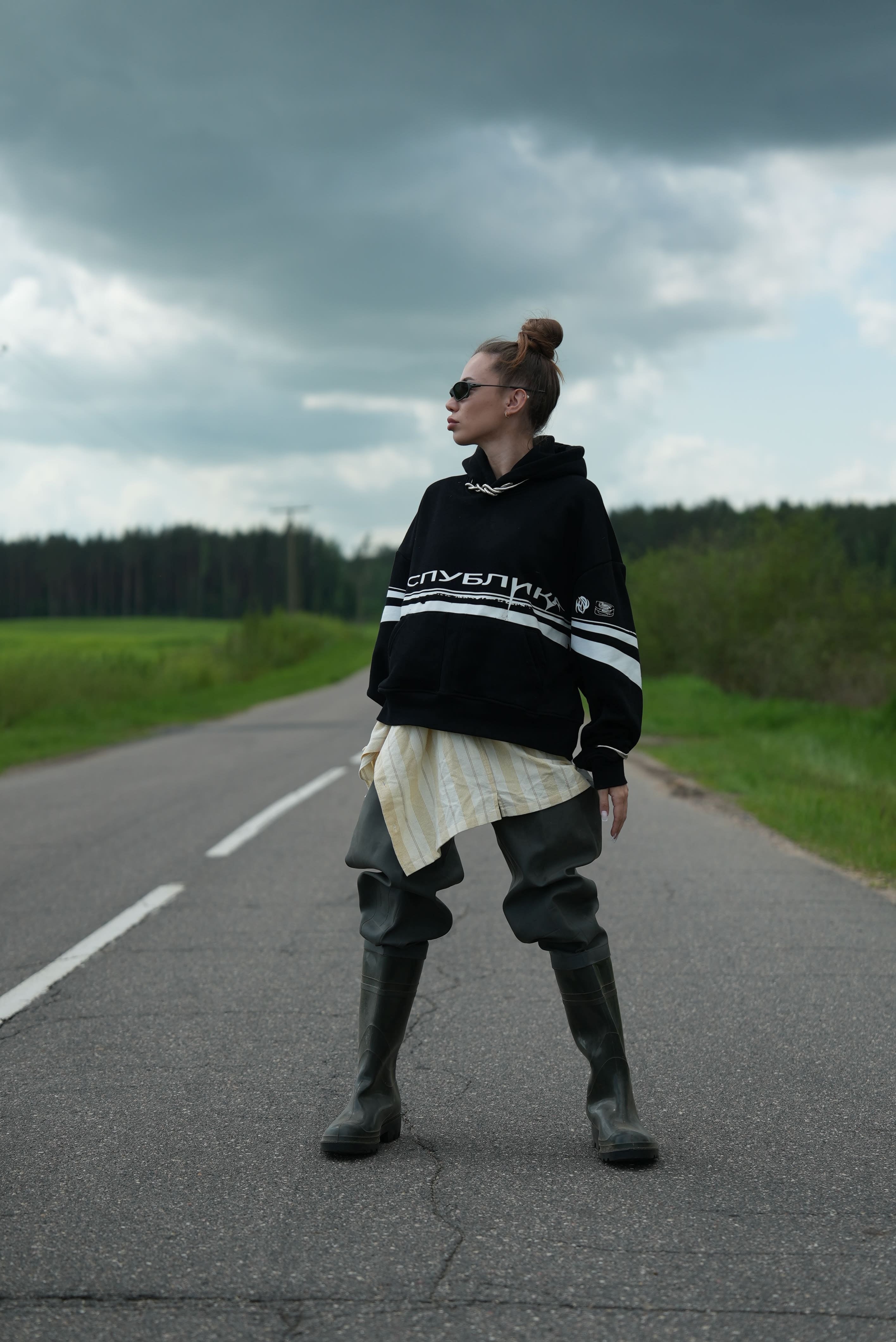 HOODIE RESPUBLIKA LIMITED