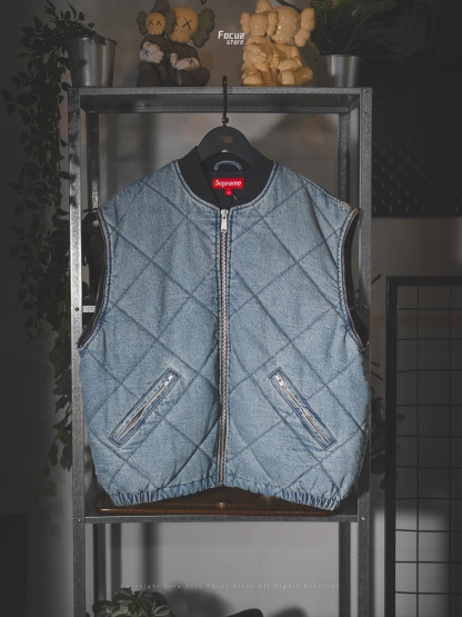  FW25 Week1 Zip-Off Sleeve Quilted Bomber Jacket 