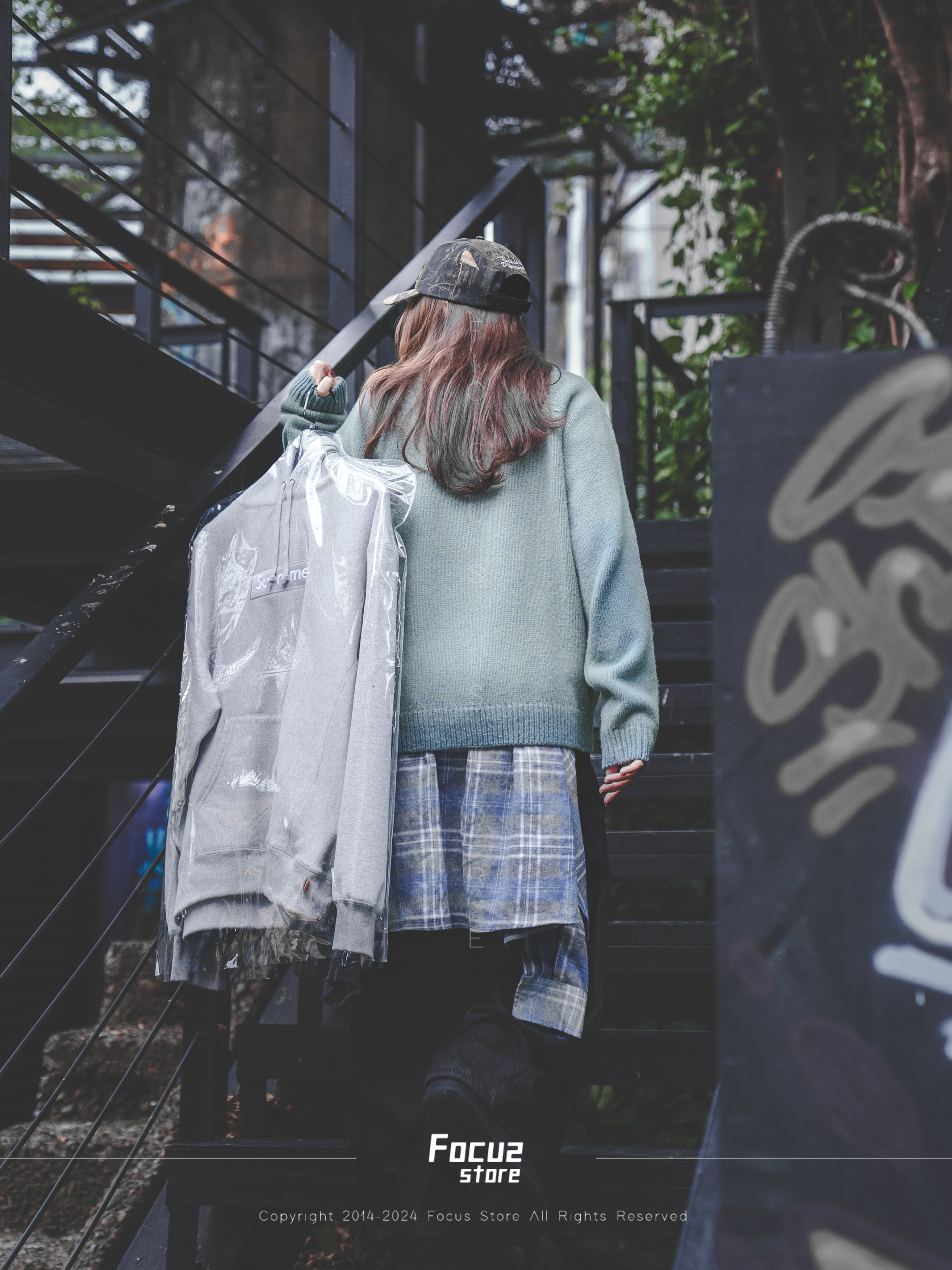  FW24 Week17 Flocked Logo Sweater 