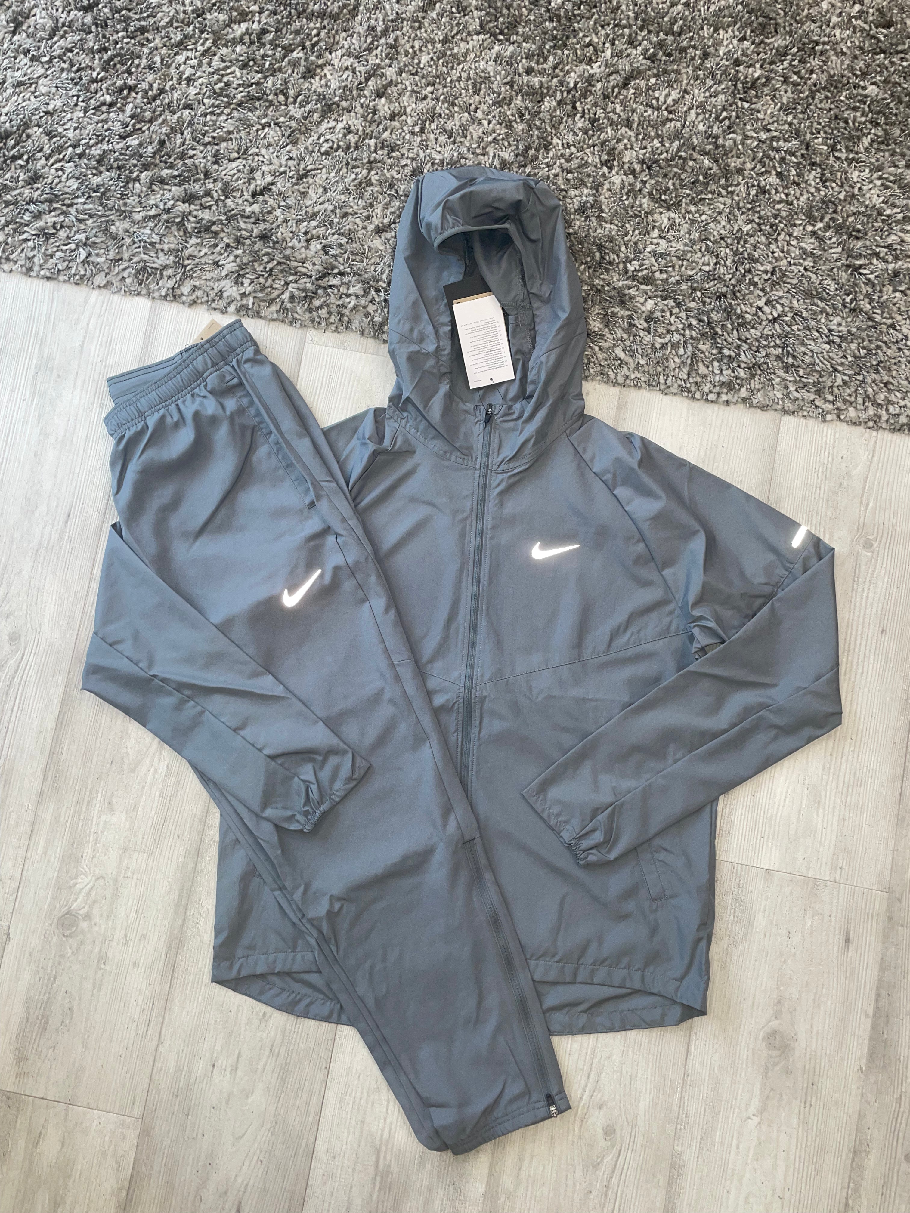 NIKE REPEL CHALLENGER TRACKSUIT - BLACK