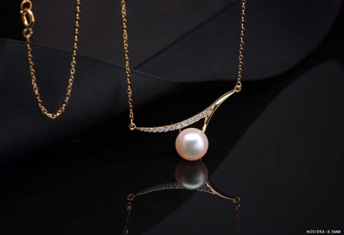 G14K Contemporary Pearl Necklace - Timeless Pearl