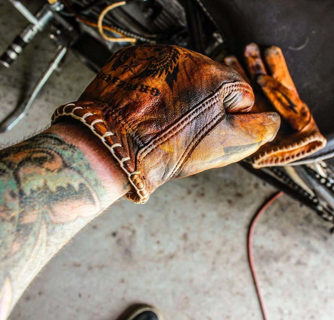 Vintage Distressed Leather Skull Graphic Custom Motorcycle Riding Gloves