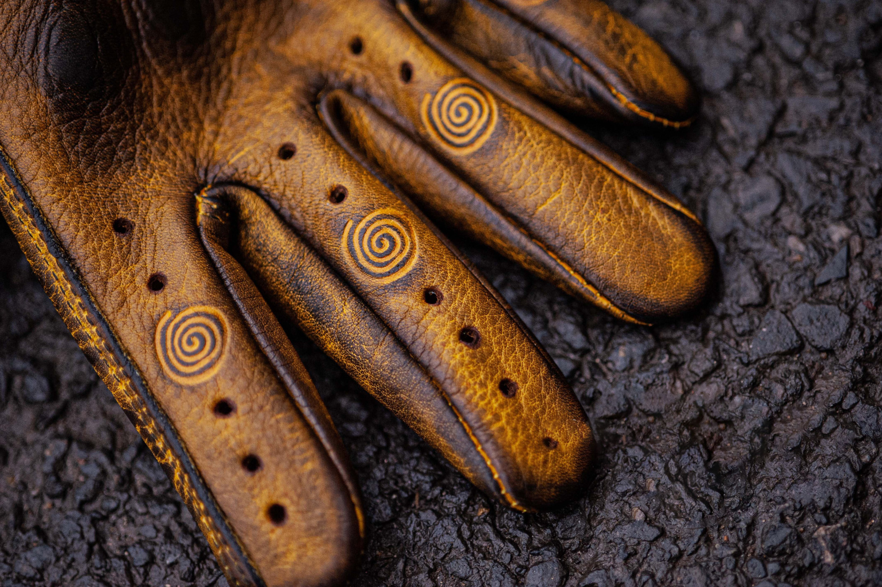 Vintage Distressed Leather Skeleton Hand Print Motorcycle Riding Gloves