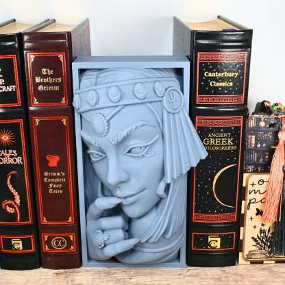 Cleopatra Book Nook