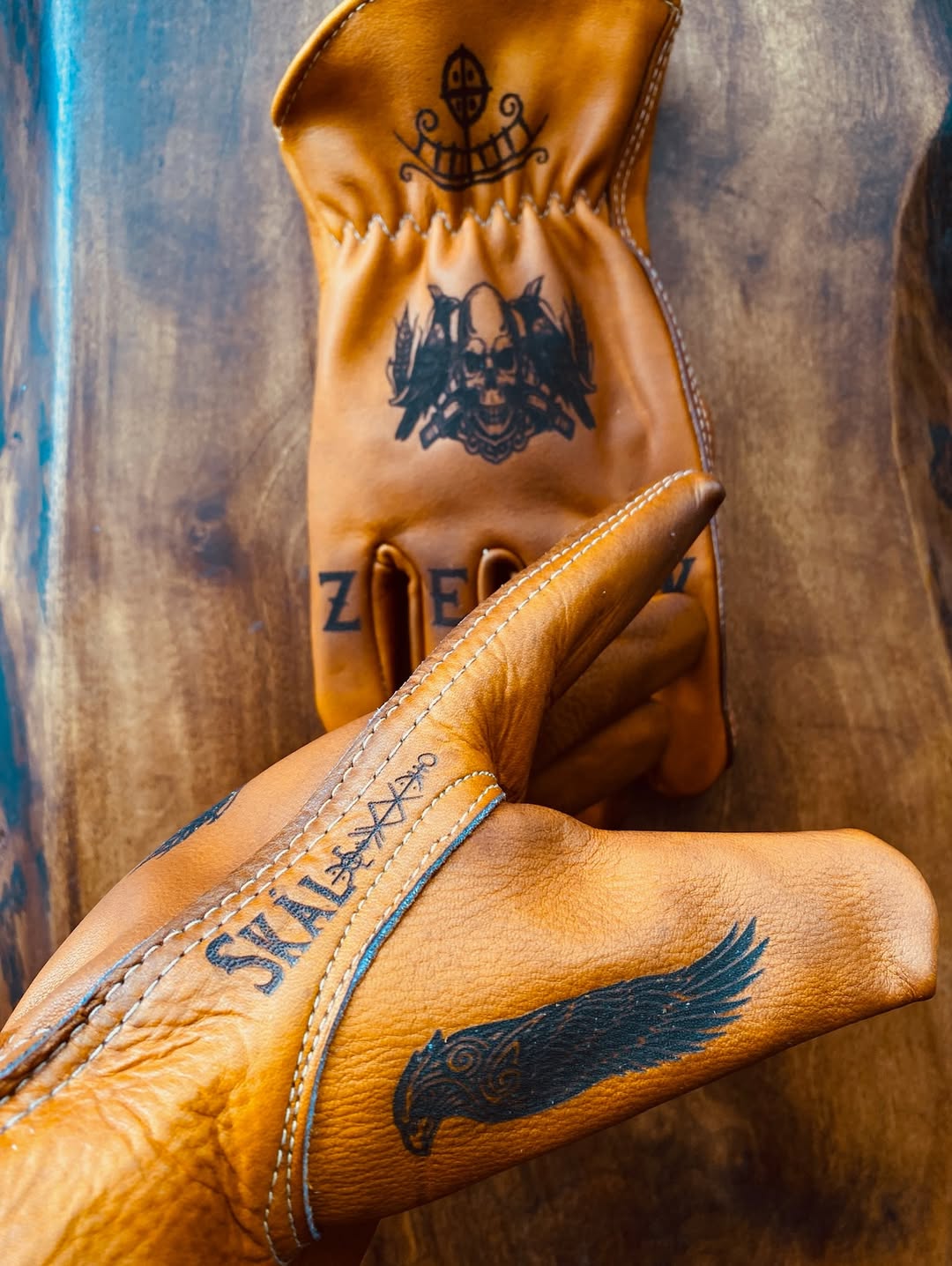 Vintage Style Pattern Motorcycle Riding Gloves