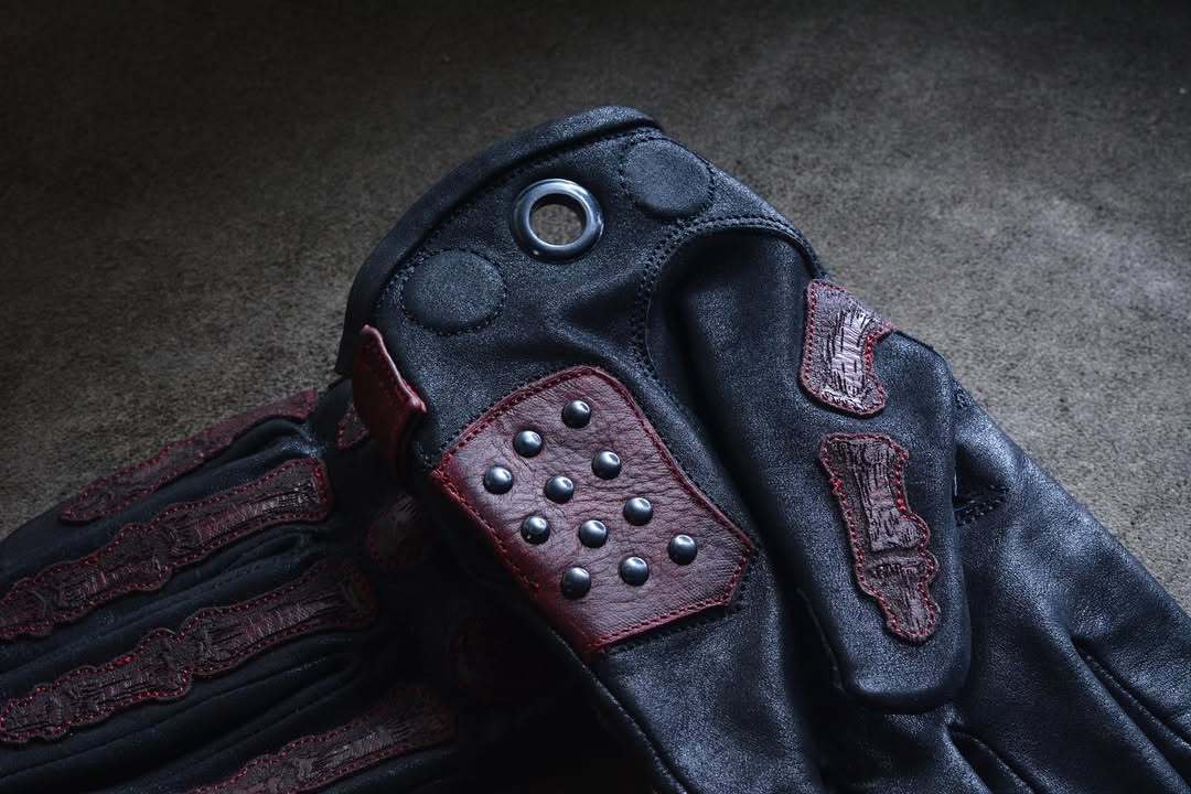 Vintage Style Pattern Motorcycle Riding Gloves