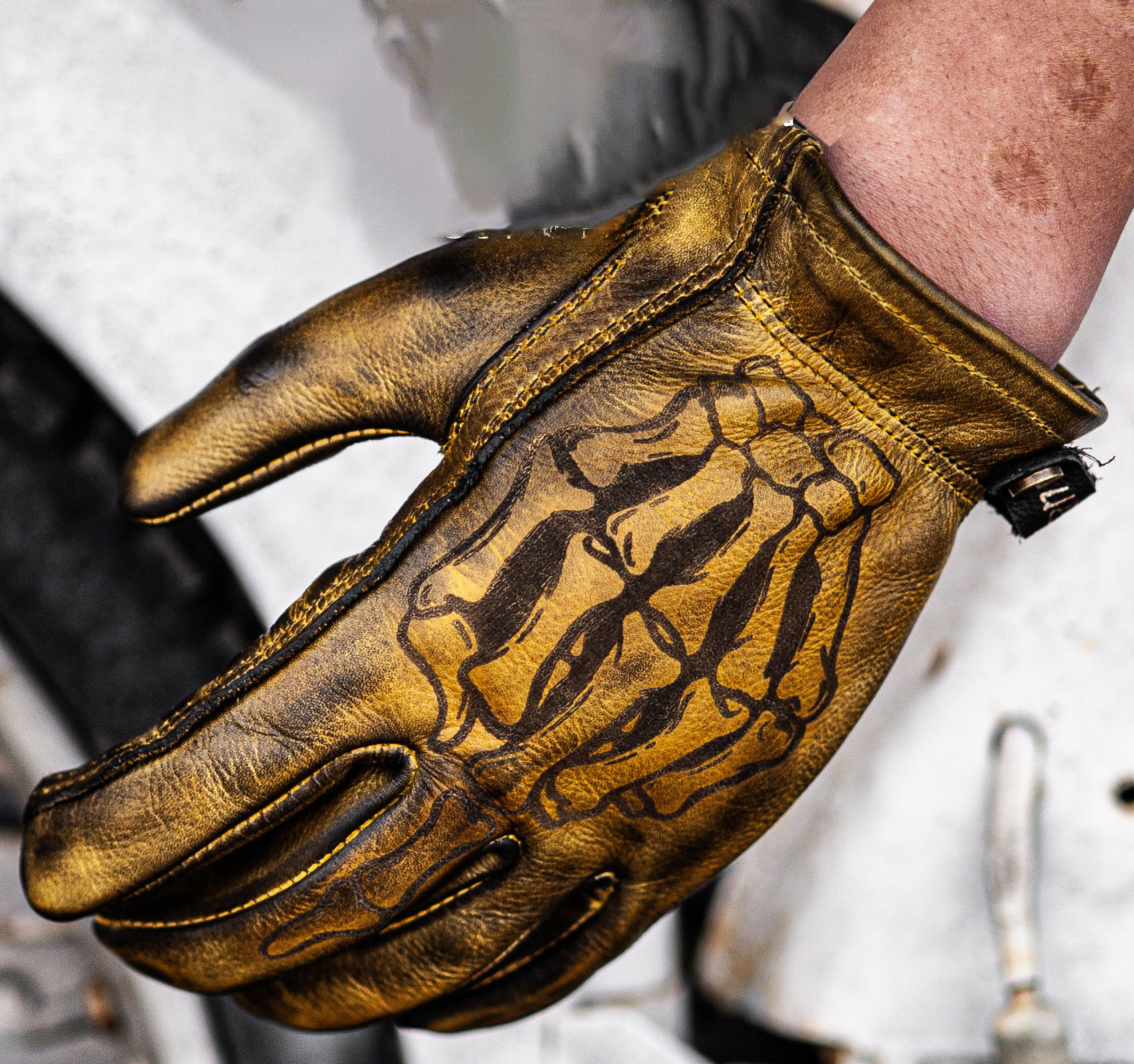 Vintage Distressed Leather Skull Printed Retro Motorcycle Riding Gloves
