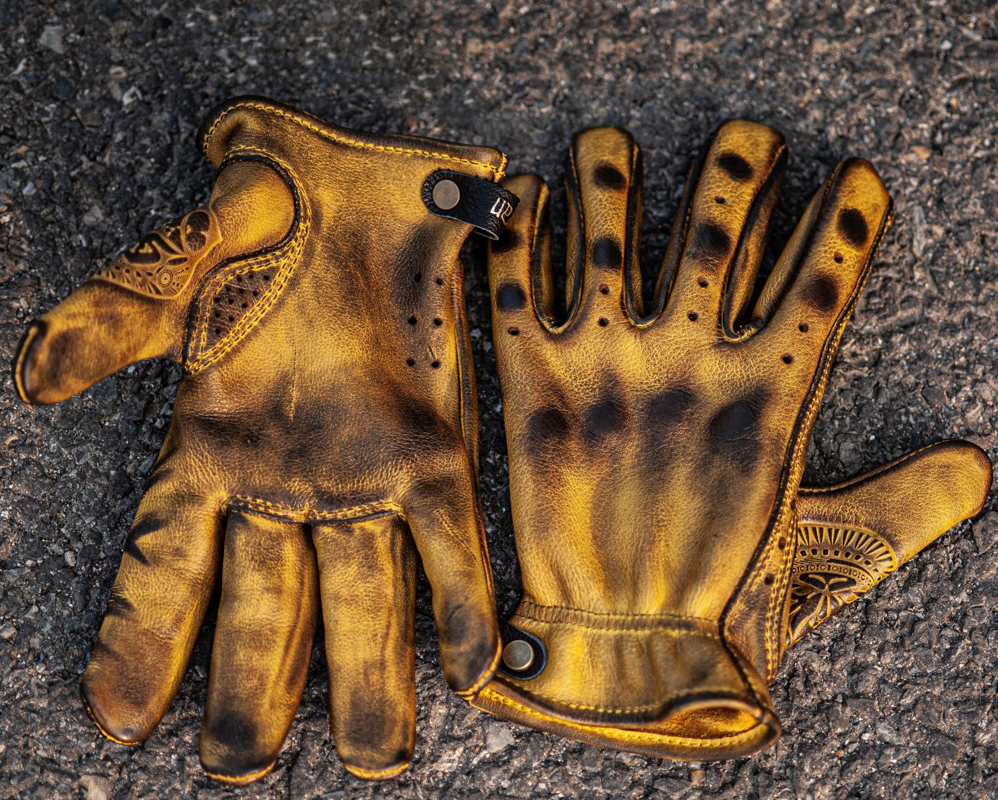 Vintage Ethnic Style Perforated Yellow Leather Touchscreen Motorcycle Gloves