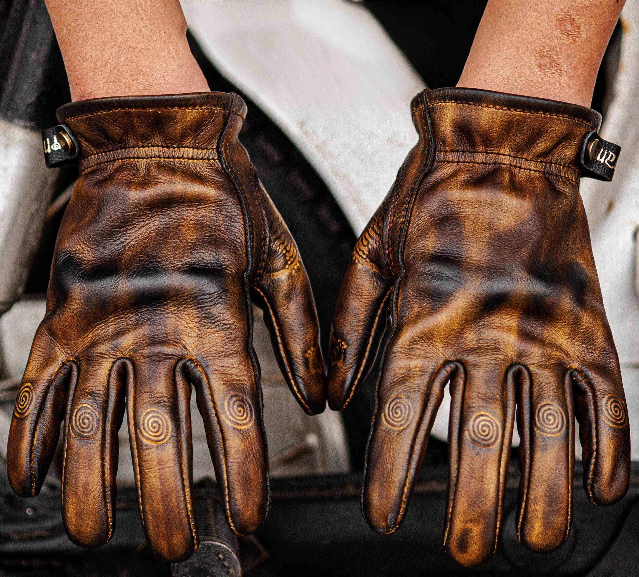 Vintage Distressed Brown Leather Handmade Motorcycle Riding Gloves