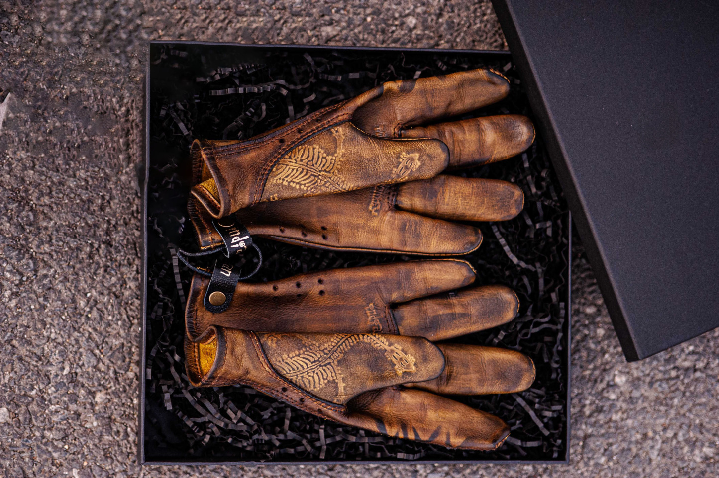 Vintage Distressed Brown Leather Handmade Motorcycle Riding Gloves
