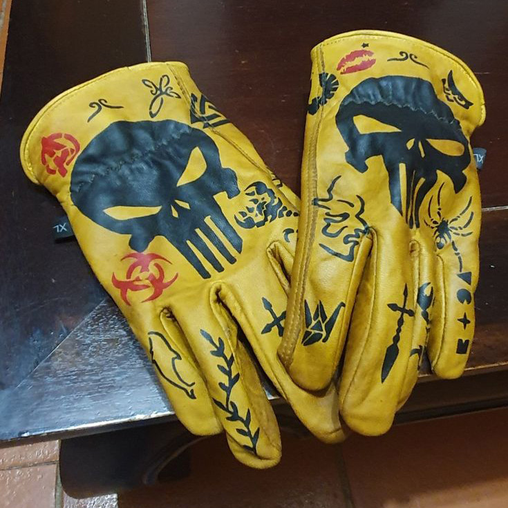 Aggressive Vigilante Style Skull Graphic Yellow Leather Biker Gloves