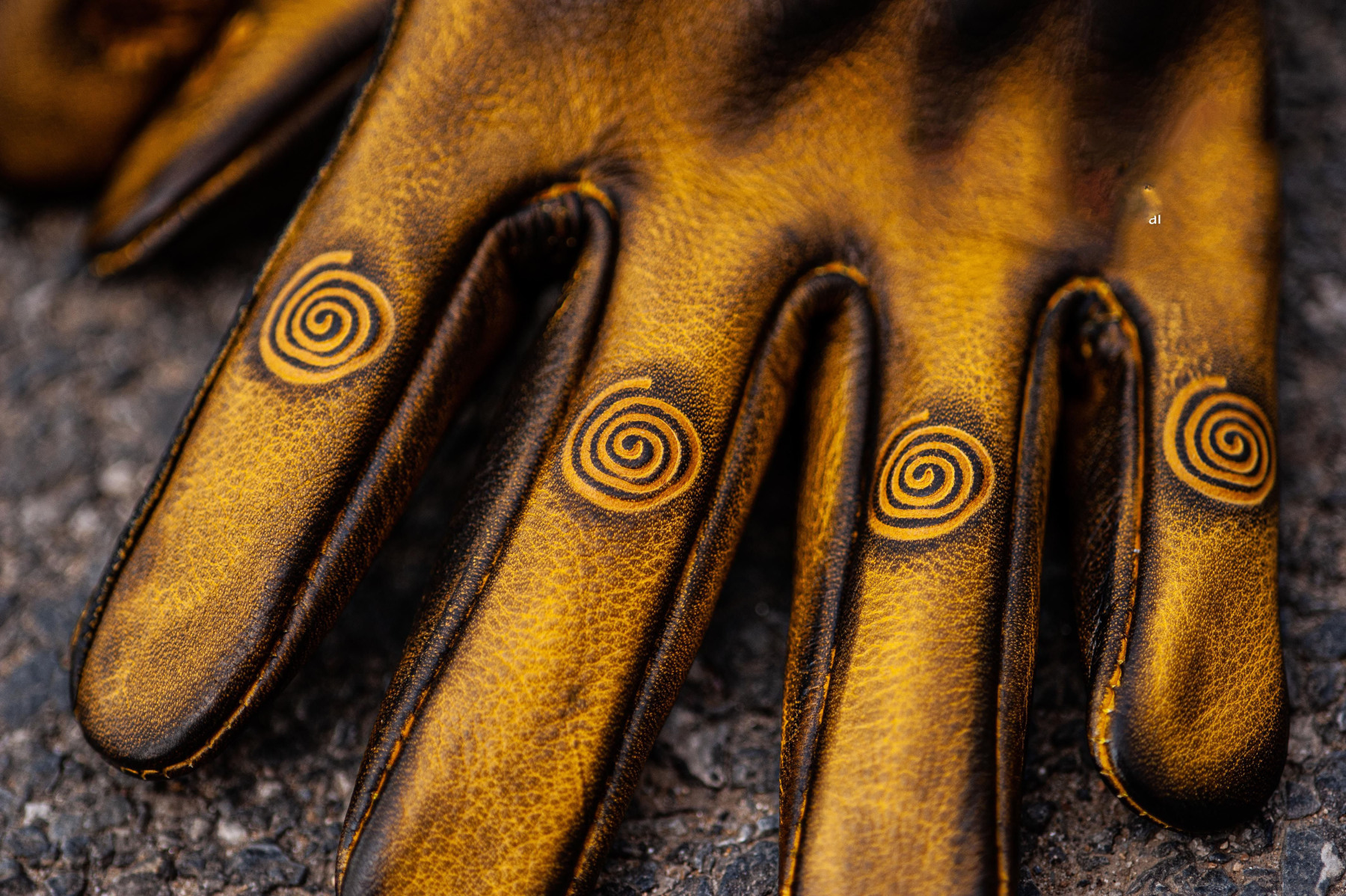 Rugged Steampunk Yellow Distressed Leather Skeleton Pattern Biker Gloves