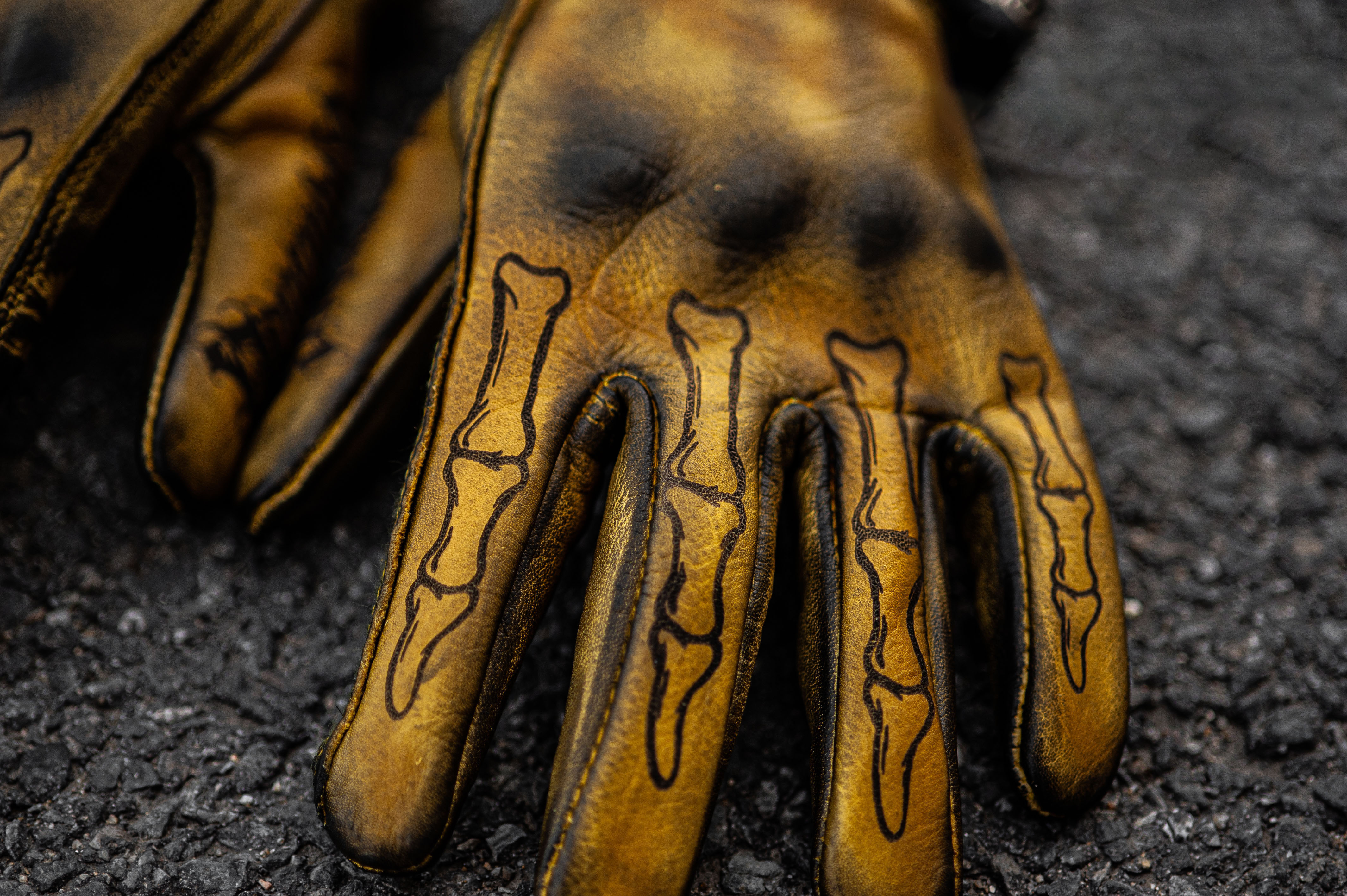 Gothic Urban Mustard Yellow Fossil Print Leather Streetwear Gloves