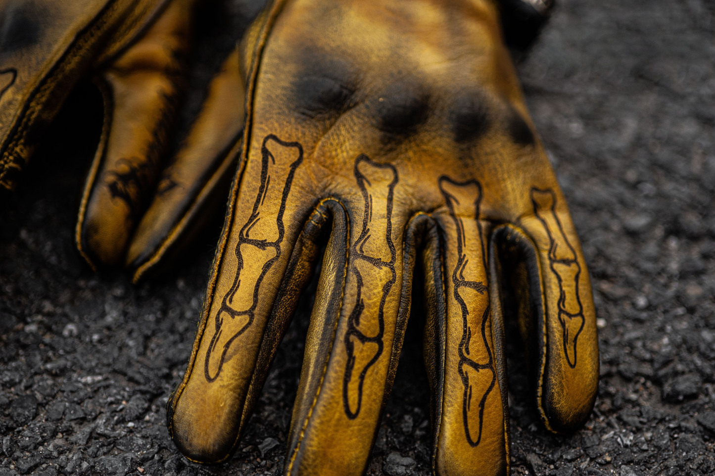 Gothic Urban Mustard Yellow Fossil Print Leather Streetwear Gloves