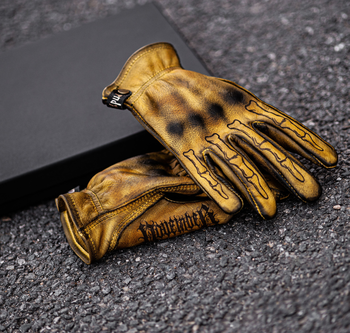 Gothic Urban Mustard Yellow Fossil Print Leather Streetwear Gloves