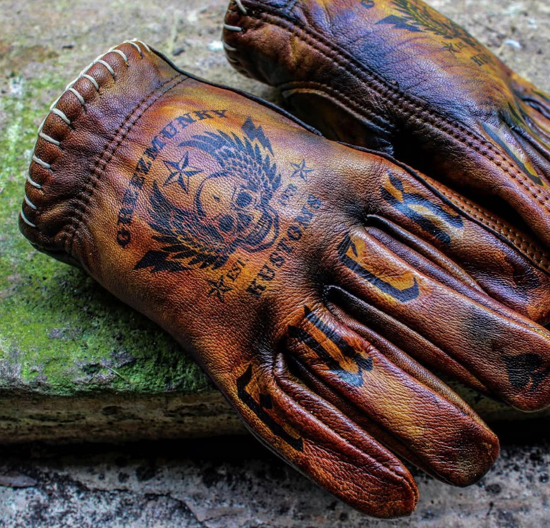 Vintage Distressed Leather Skull Graphic Custom Motorcycle Riding Gloves