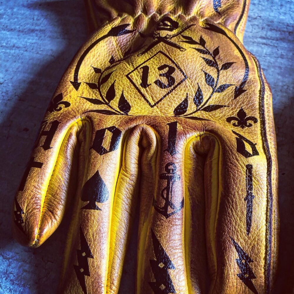 Artistic Graffiti Pattern Retro Cowhide Motorbike Rider Protective Gloves