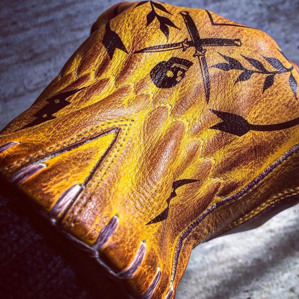 Artistic Graffiti Pattern Retro Cowhide Motorbike Rider Protective Gloves