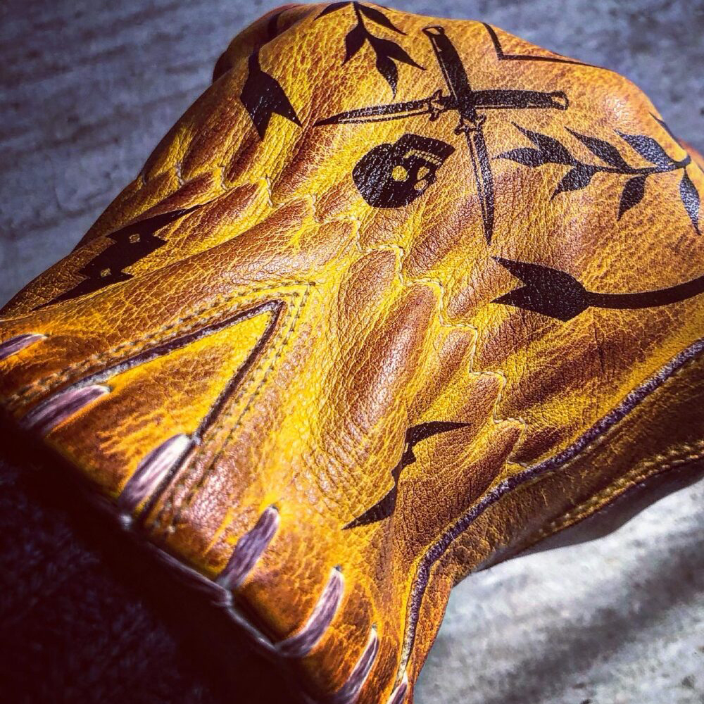 Artistic Graffiti Pattern Retro Cowhide Motorbike Rider Protective Gloves