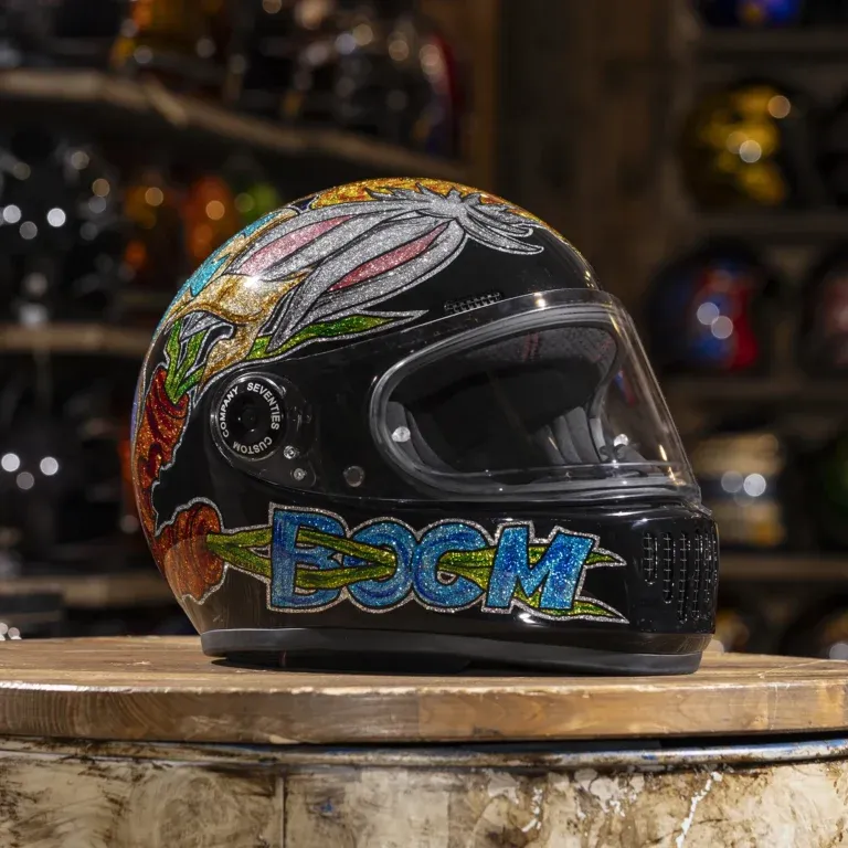 Street Punk Angry Cartoon Rabbit Glitter Graphic Full Face Helmet