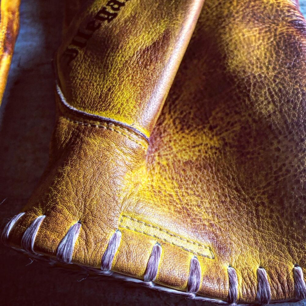 Artistic Graffiti Pattern Retro Cowhide Motorbike Rider Protective Gloves