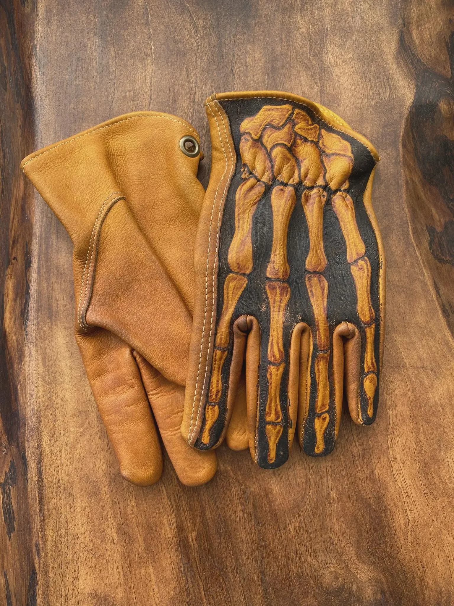 Skull Rintage-Inspired Classic Everyday Style Gloves