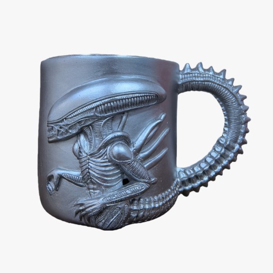 Biomechanical Alien-Inspired Mug | Dark Sci-Fi Style Coffee Cup
