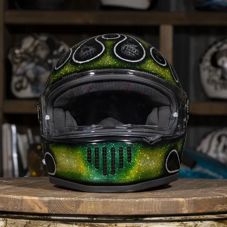 Retro Green Flame Glitter Skull Graphic Full Face Helmet