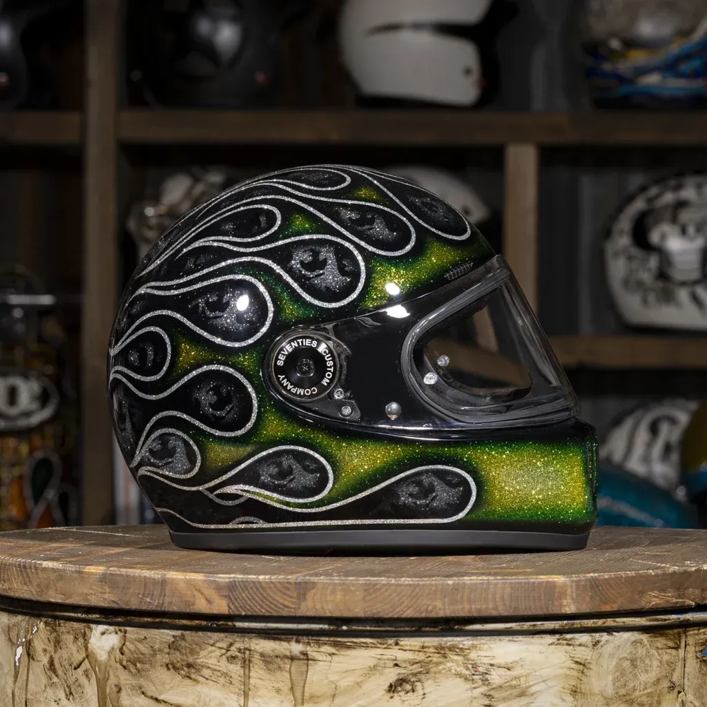 Retro Green Flame Glitter Skull Graphic Full Face Helmet