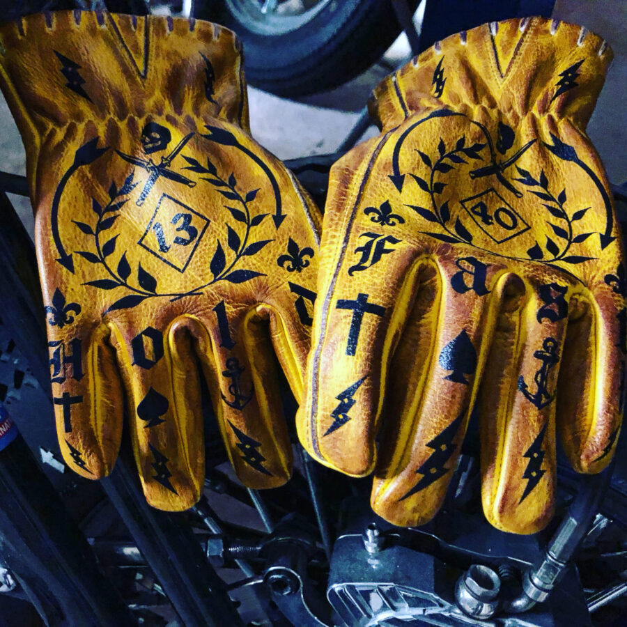 Artistic Graffiti Pattern Retro Cowhide Motorbike Rider Protective Gloves