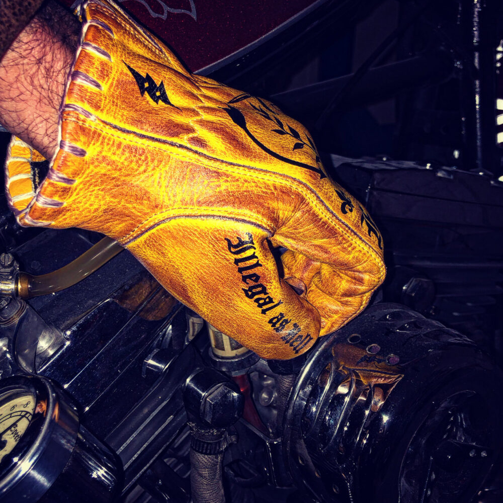 Artistic Graffiti Pattern Retro Cowhide Motorbike Rider Protective Gloves