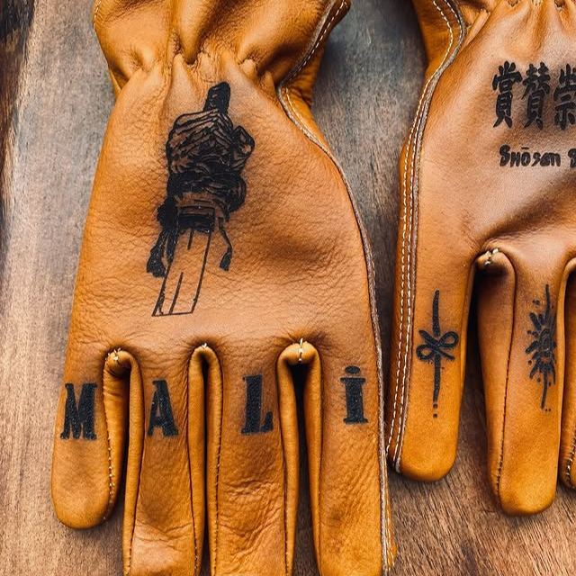 Rintage-Inspired Classic Everyday Style Gloves