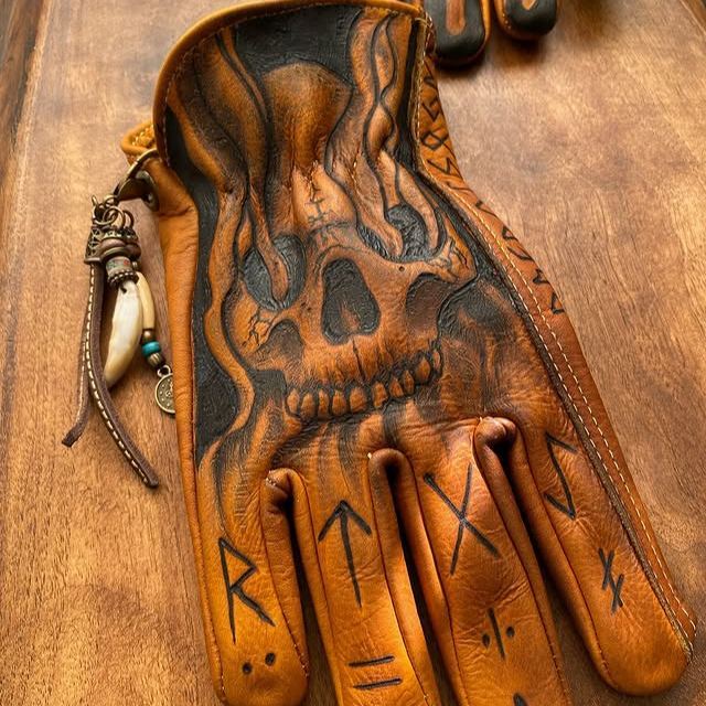 Rintage-Inspired Classic Everyday Style Gloves