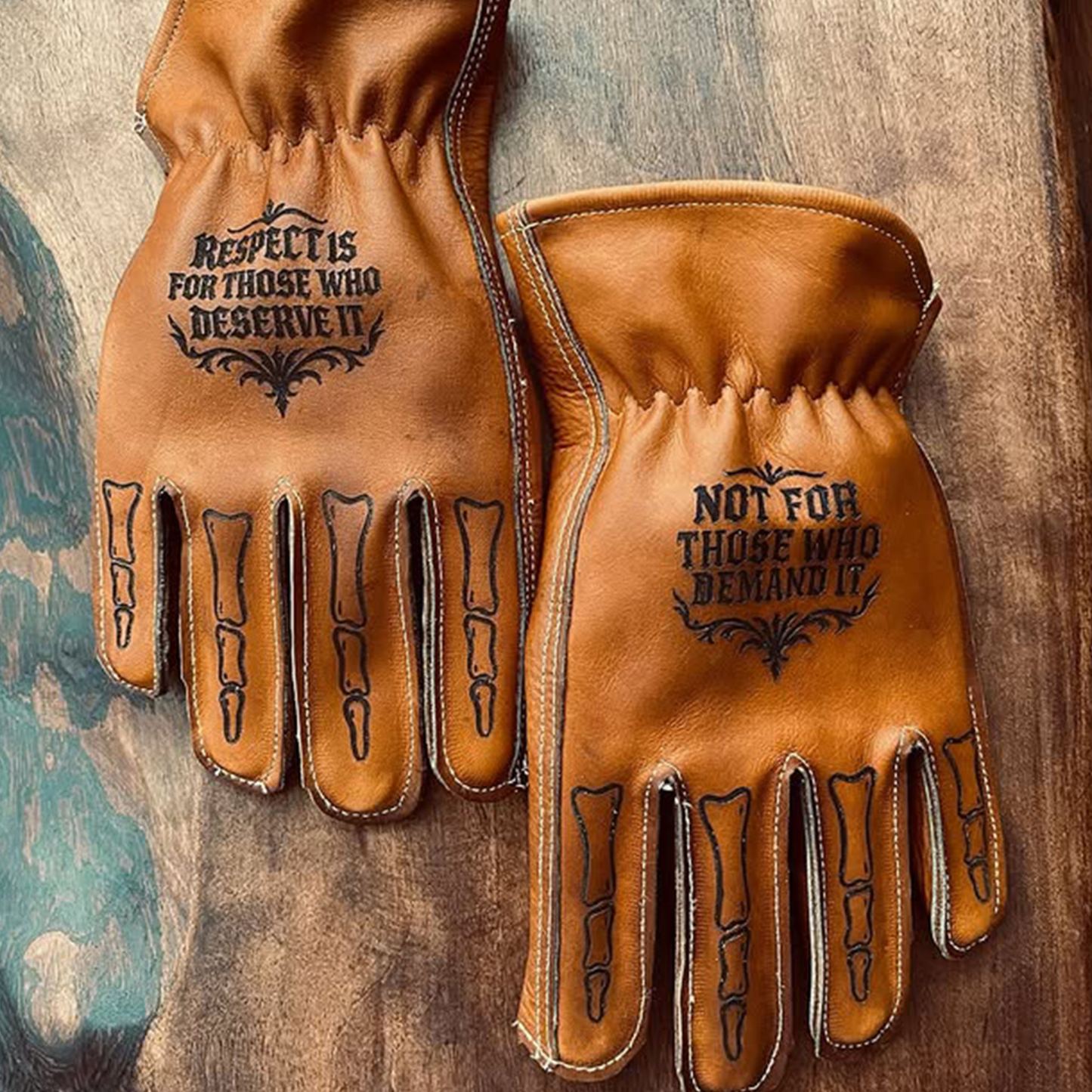 Rintage-Inspired Classic Everyday Style Gloves