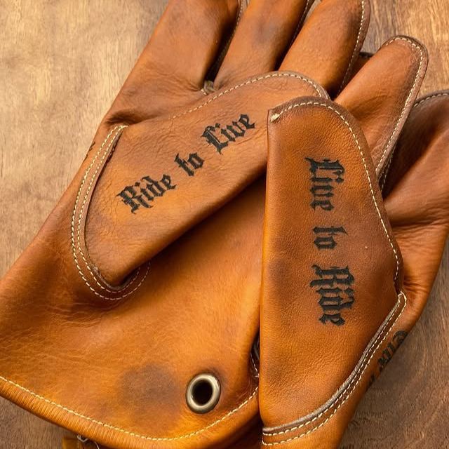 Rintage-Inspired Classic Everyday Style Gloves