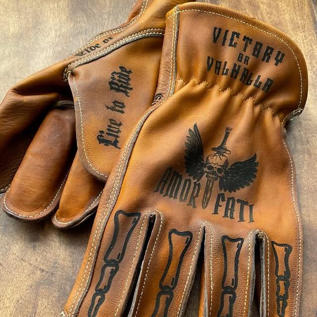 Rintage-Inspired Classic Everyday Style Gloves