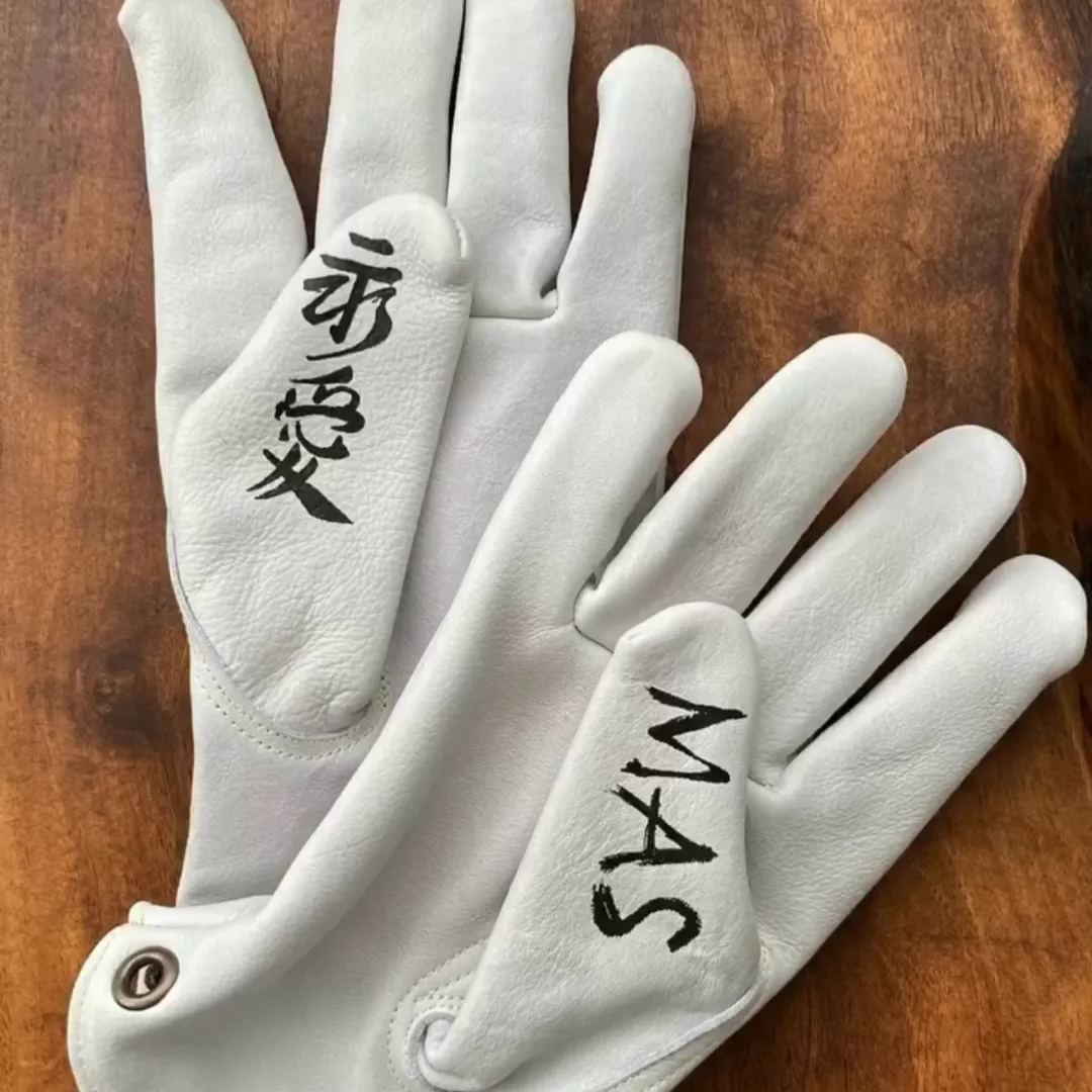 Rintage-Inspired Classic Everyday Style Gloves