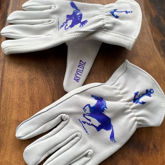 Rintage-Inspired Classic Everyday Style Gloves