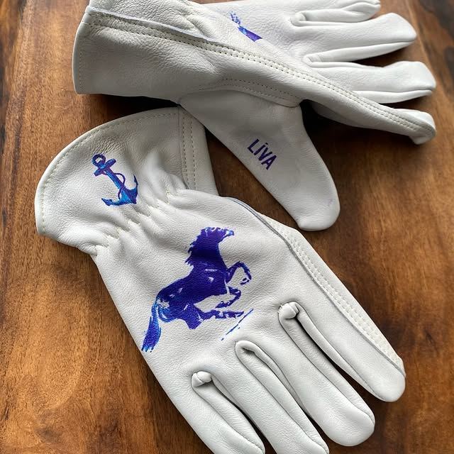 Rintage-Inspired Classic Everyday Style Gloves