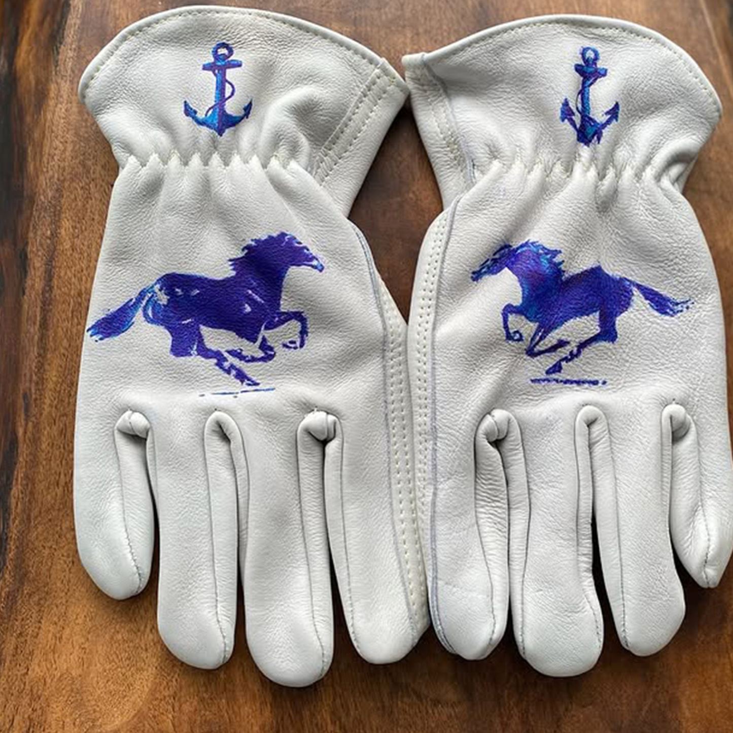 Rintage-Inspired Classic Everyday Style Gloves