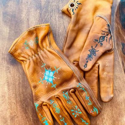 Rintage-Inspired Classic Everyday Style Gloves