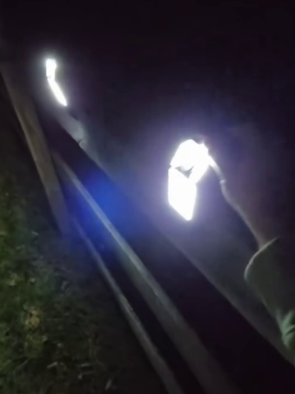 【Zero Electricity Bill All Year Round】Solar Sensor Courtyard Clip Light