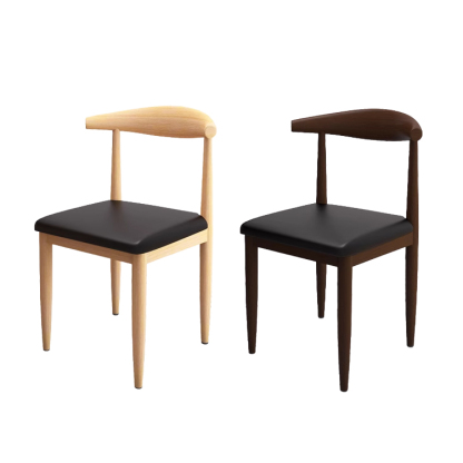 Skandináv stílusú, egyszerű támlás étkezőszék dolgozószobai használatra