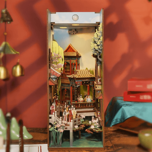 A Dream in Red Mansions DIY Book Nook Kit – Chinese Classic Miniature Bookshelf Insert