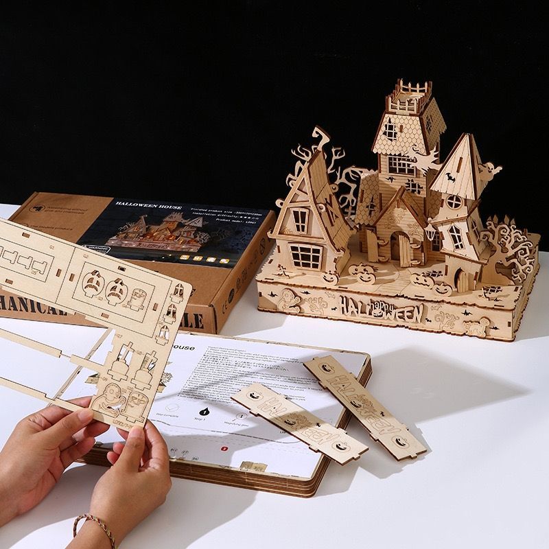 Haunted House 3D Wooden Puzzles