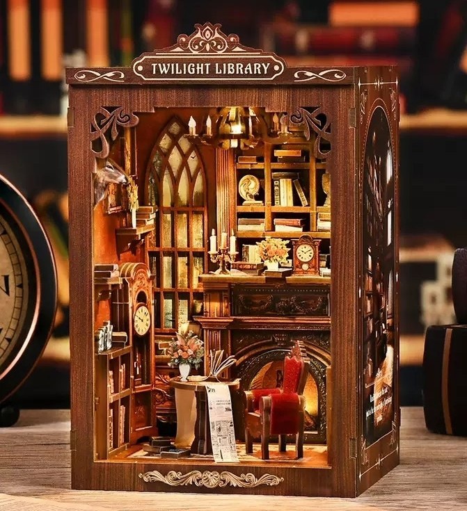 Twilight Library DIY Book Nook Kit – Miniature Enchanted Bookshelf Scene for Collectors